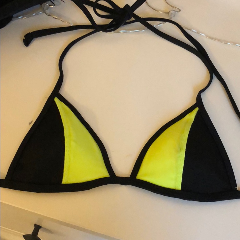 Bikini top